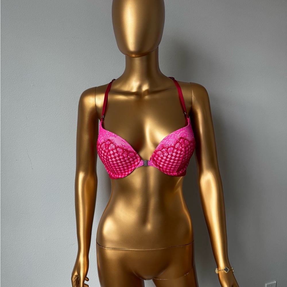 Victoria's Secret Fuchsia and Pink Lace Bra